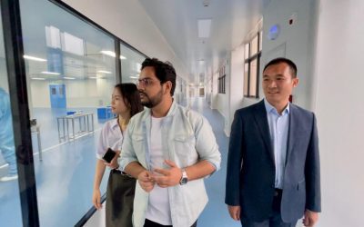 workshop-tour-with-CEO